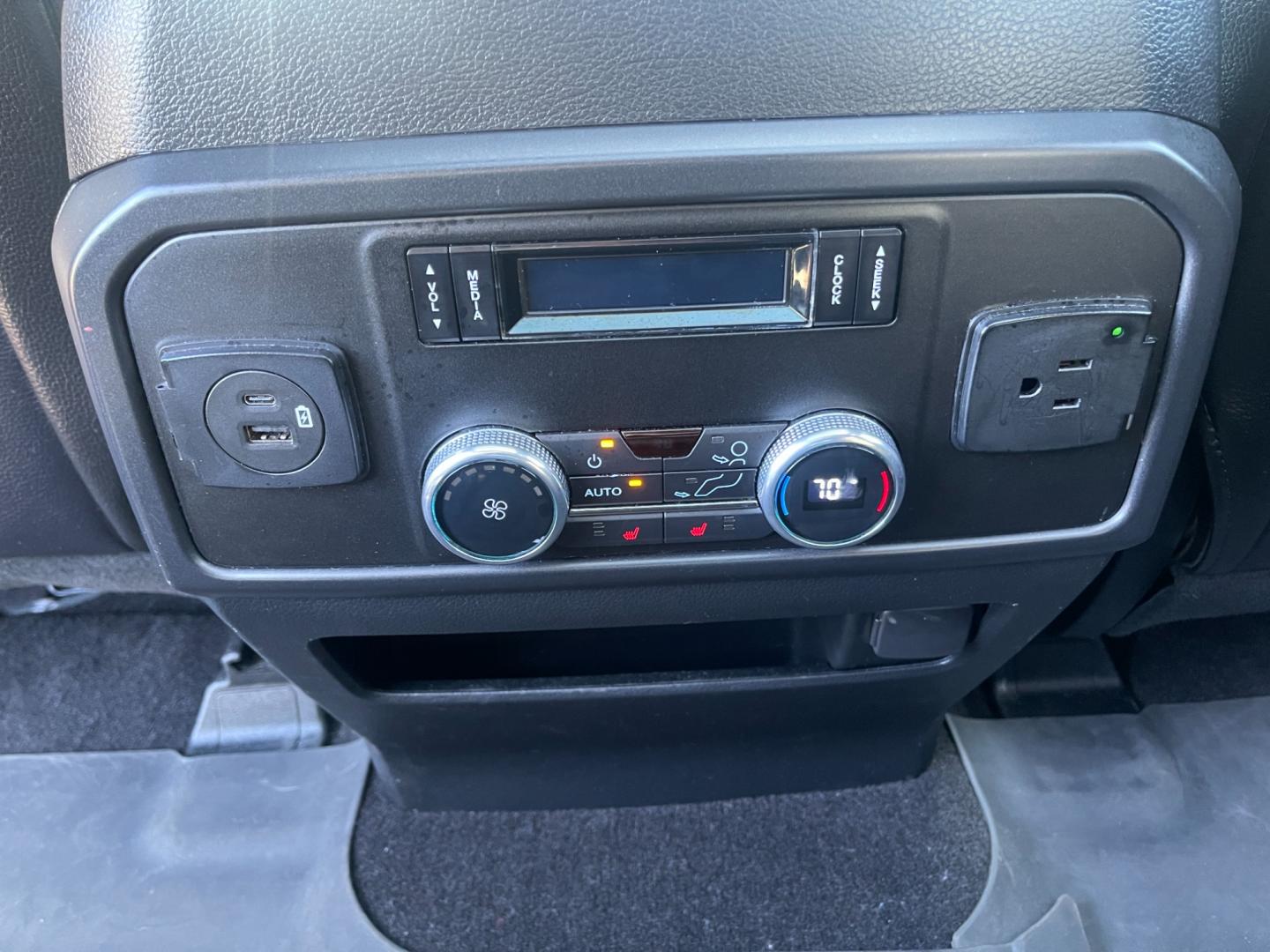2021 Gray /Black Ford Expedition Limited 302A 4WD (1FMJU2AT0ME) with an 3.5L V6 DOHC 24V TWIN TURBO engine, 10 Speed Auto transmission, located at 11115 Chardon Rd. , Chardon, OH, 44024, (440) 214-9705, 41.580246, -81.241943 - Photo#47